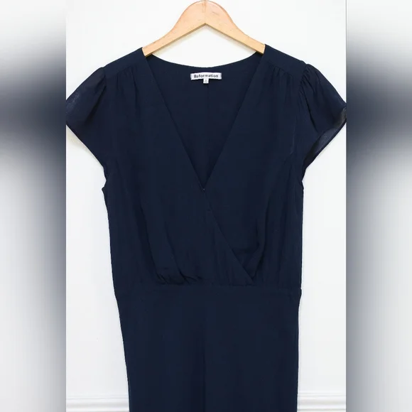 Reformation Nayeli Dress in Navy Blue Fitted Maxi Dress V-Neck Cap Sleeve Size 8 - Picture 5 of 14